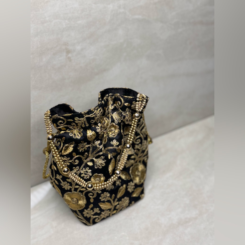 Handmade Hand Stitched Purse Handmade Hand Stitched Purse